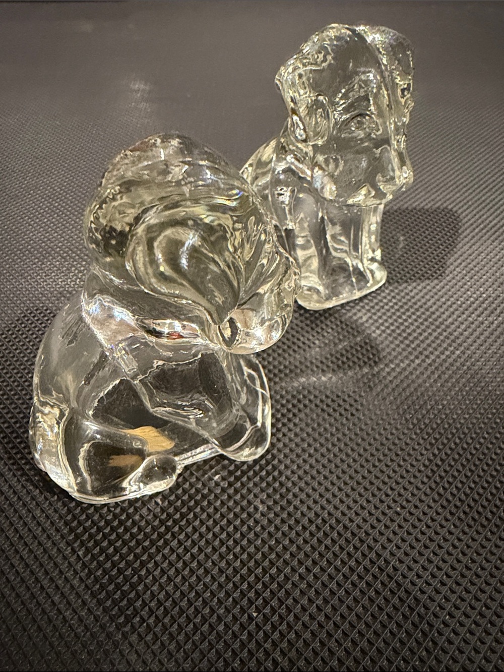 Clear Glass Depression Mopey dogs Figurines - Decorative Home Art